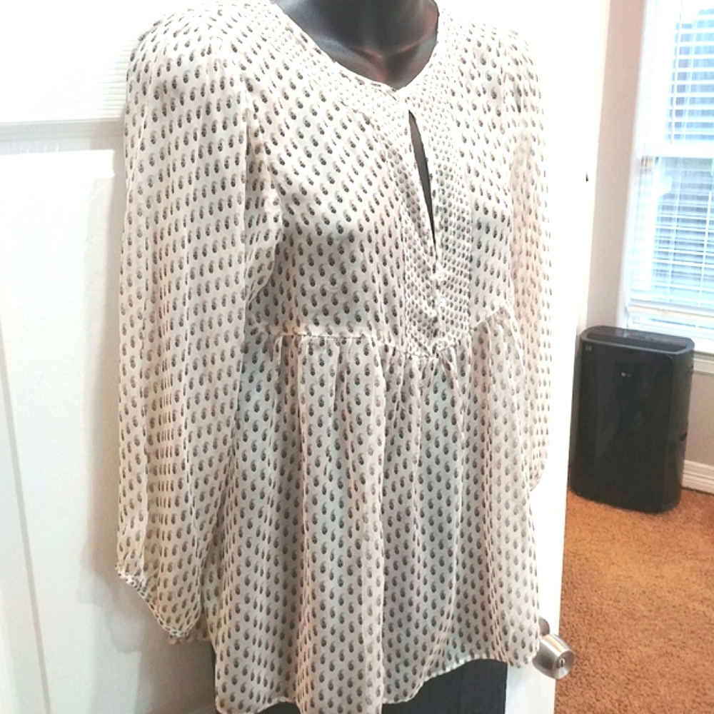Zara silk sheer white longsleeve Bohoblouse  Grey & Tan paisley flower print XS